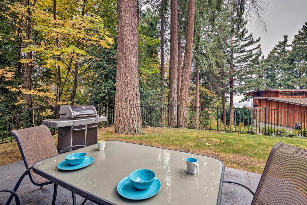 Updated 1970S Island Bungalow, 8 Miles To Seattle! Villa Mercer Island Exterior foto